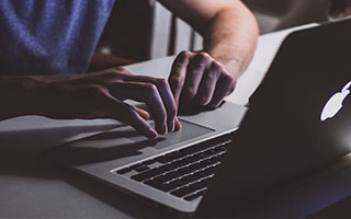 利物浦拟终止新星阿贾克斯租借合同 英冠球队一月转会窗前伺机争夺